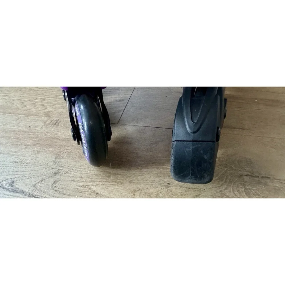 Papaison Adjustable Inline Skates Kids 2-4.5 Purple Light Up Wheels 70mm MSRP$52